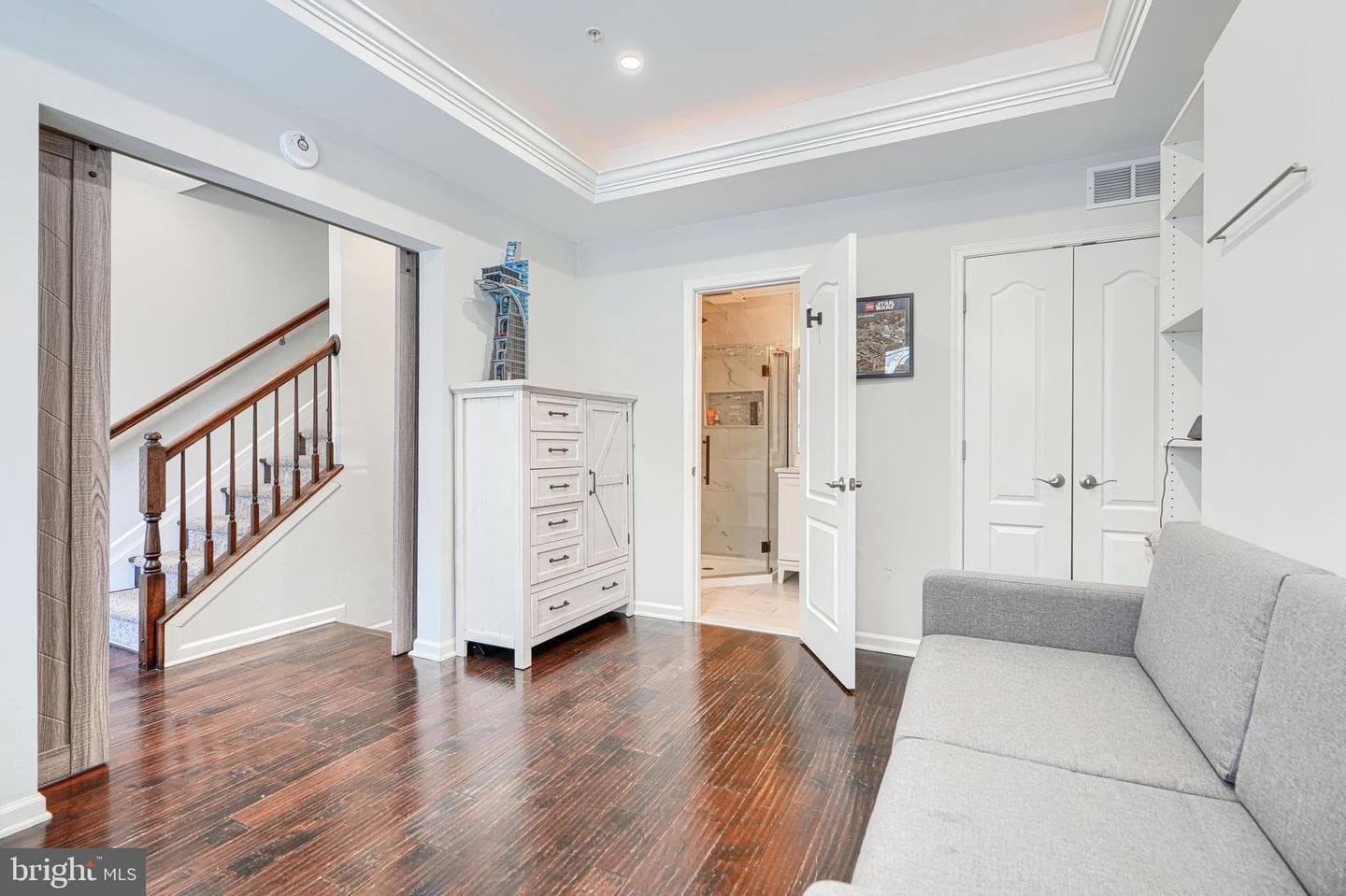 1309 Benjamin Street photo 10