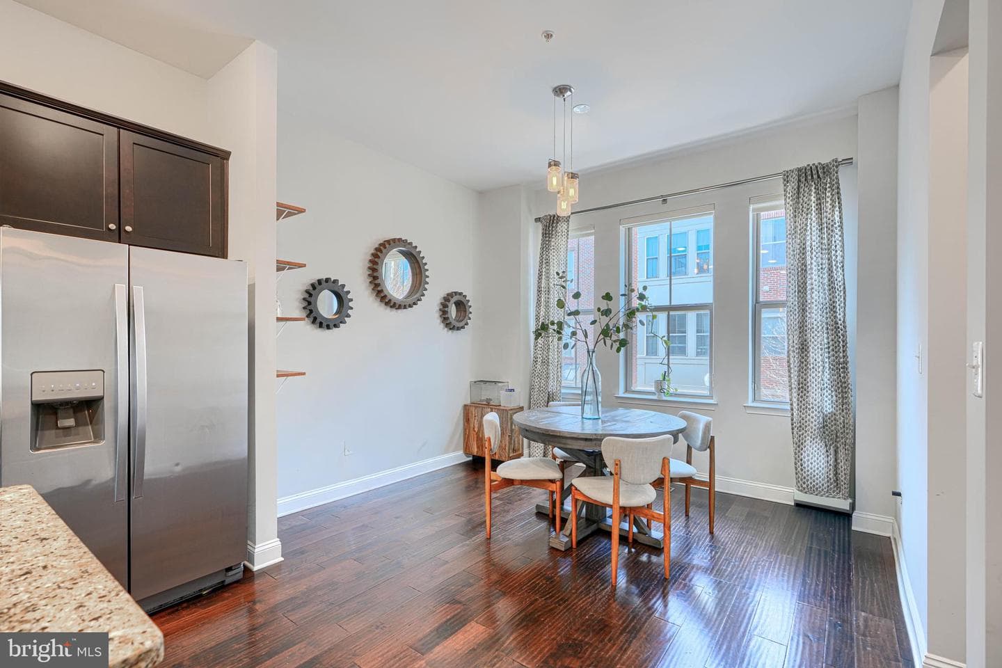 1309 Benjamin Street photo 18