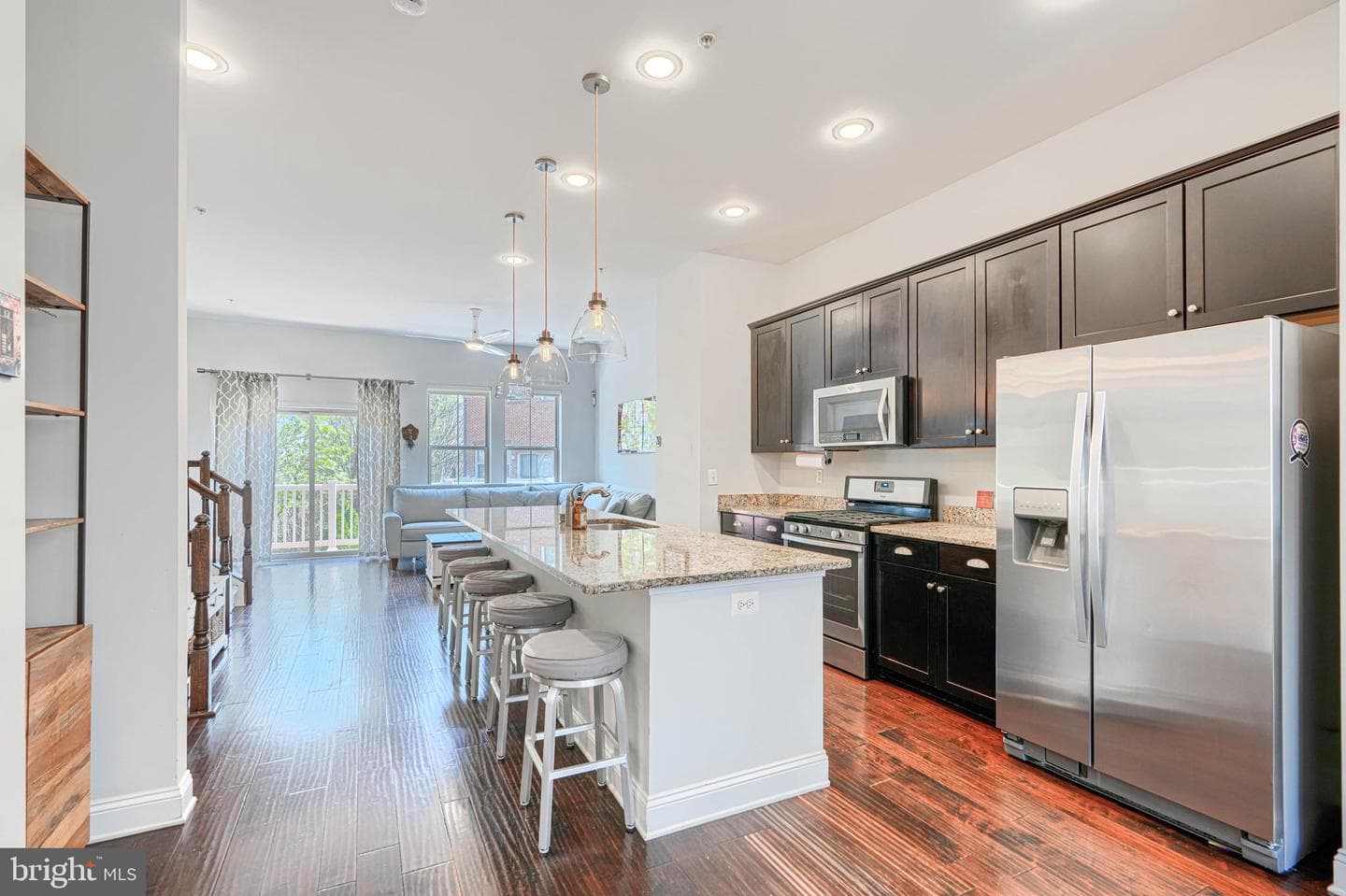 1309 Benjamin Street photo 22