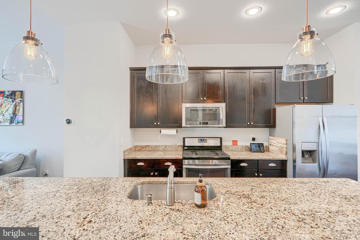 1309 Benjamin Street photo 25