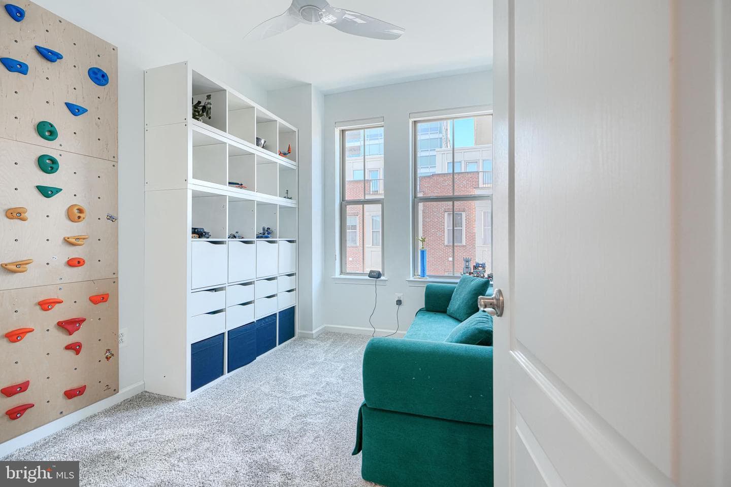 1309 Benjamin Street photo 33