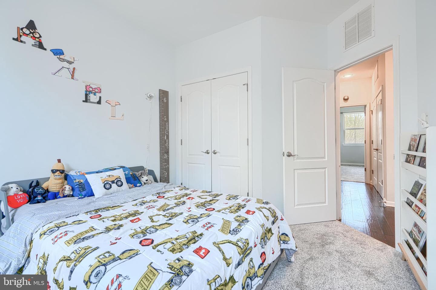 1309 Benjamin Street photo 38