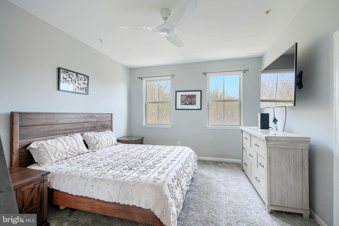 1309 Benjamin Street photo 44
