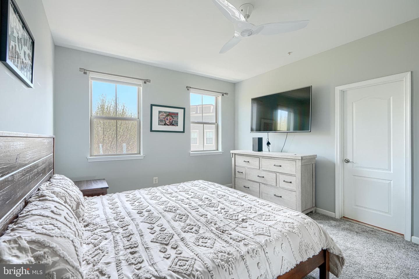 1309 Benjamin Street photo 45