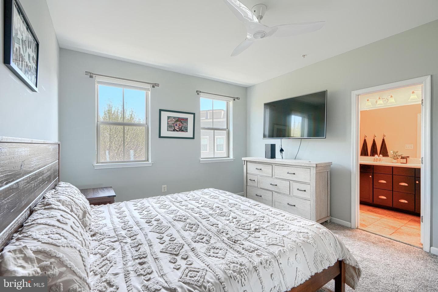1309 Benjamin Street photo 46