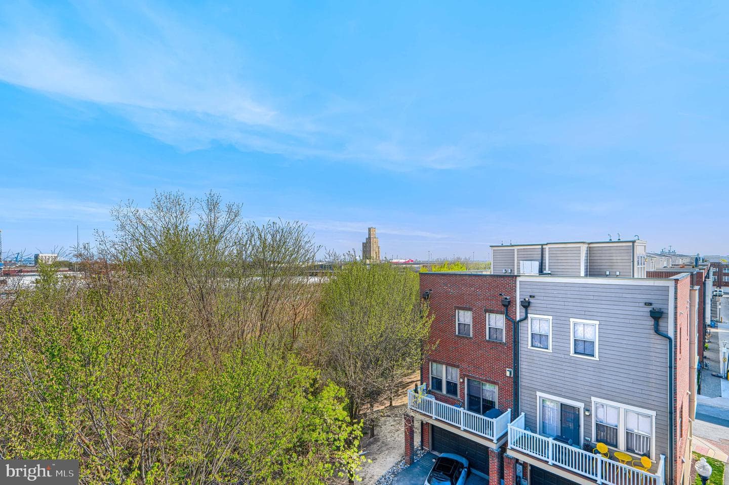 1309 Benjamin Street photo 57