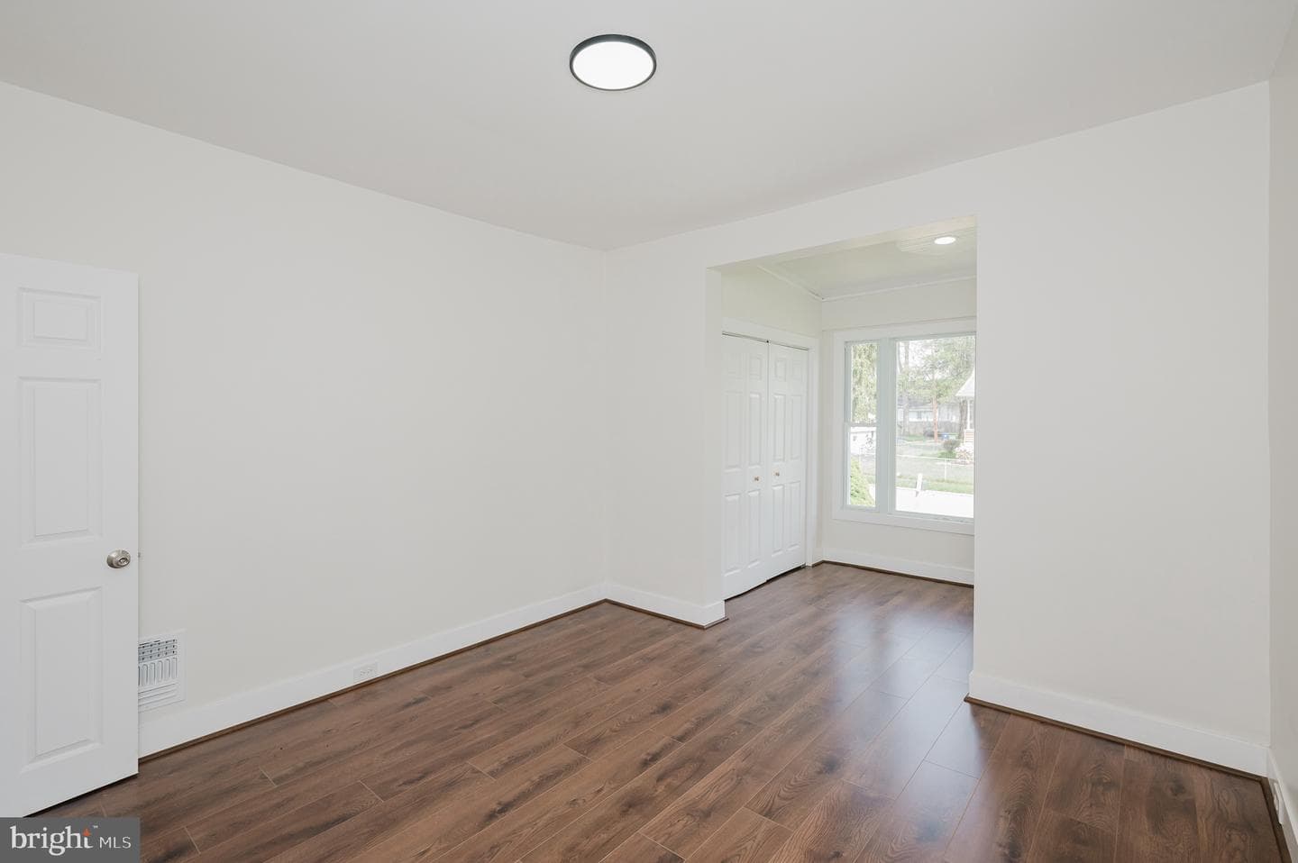2906 Oak Hill Avenue photo 44