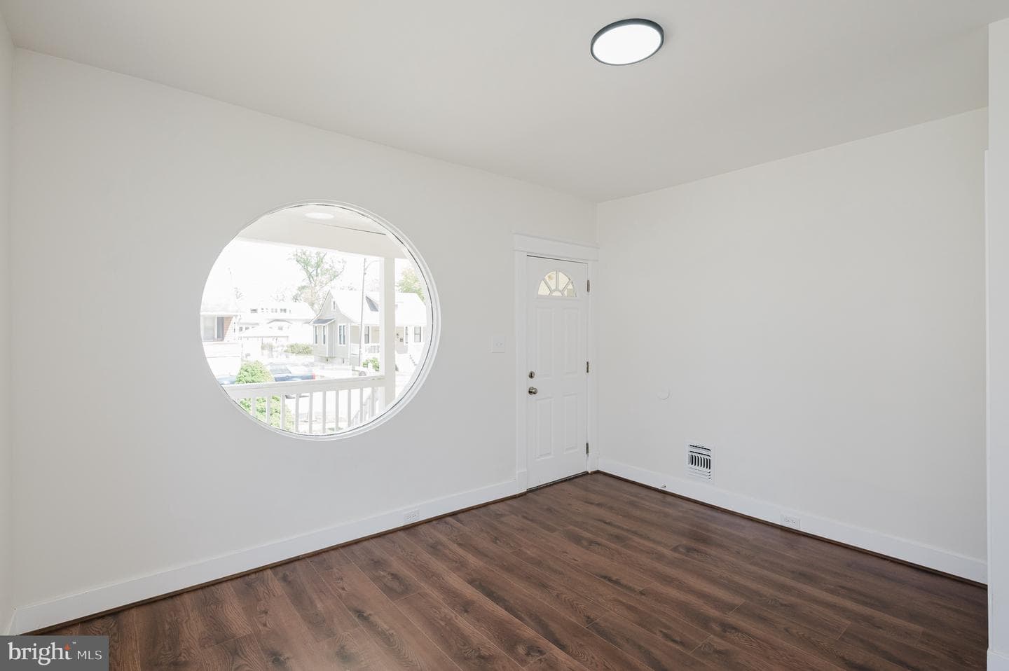 2906 Oak Hill Avenue photo 48