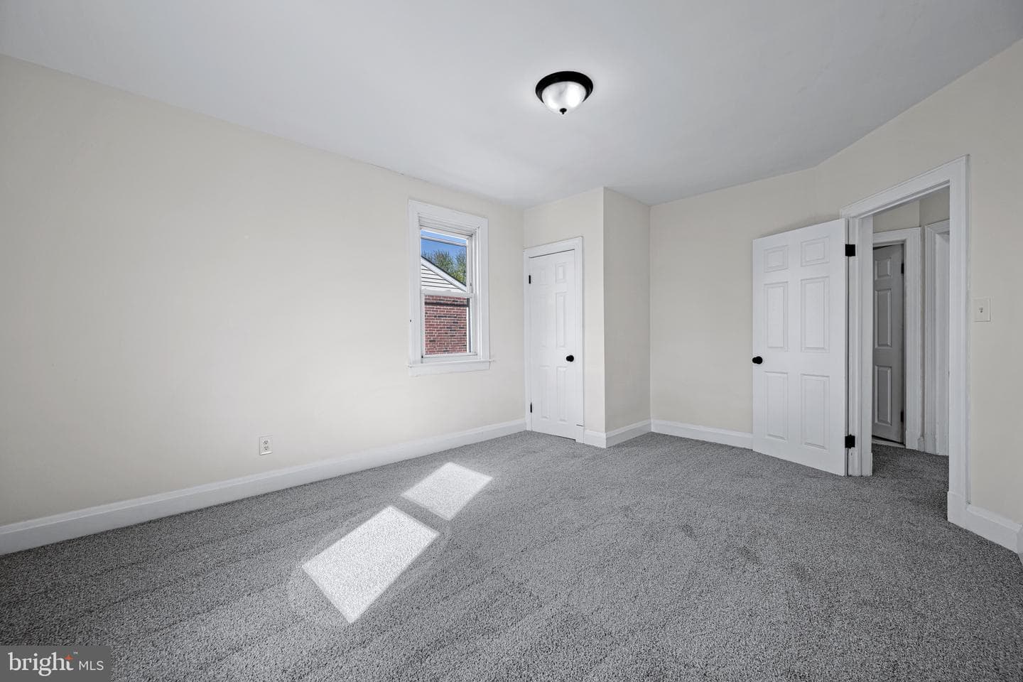 5510 Sefton Avenue photo 18