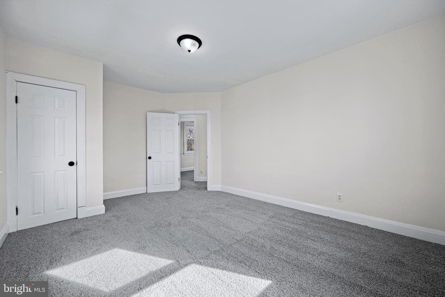 5510 Sefton Avenue photo 19