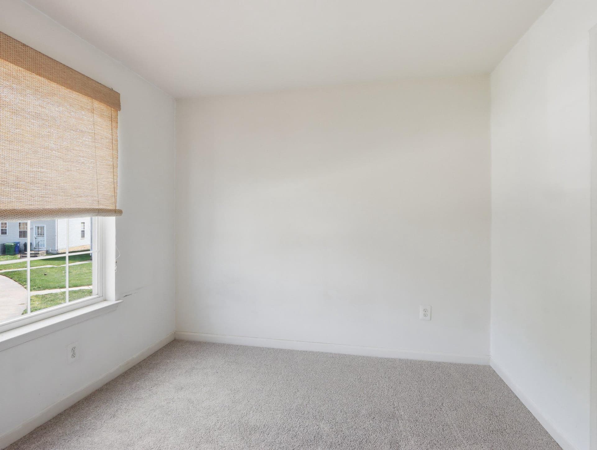 907 Myrtle Avenue photo 20