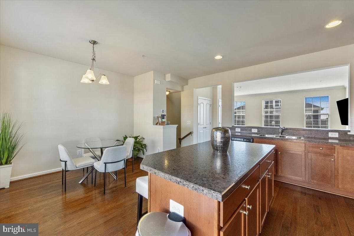 4524 Birchwood Drive photo 8