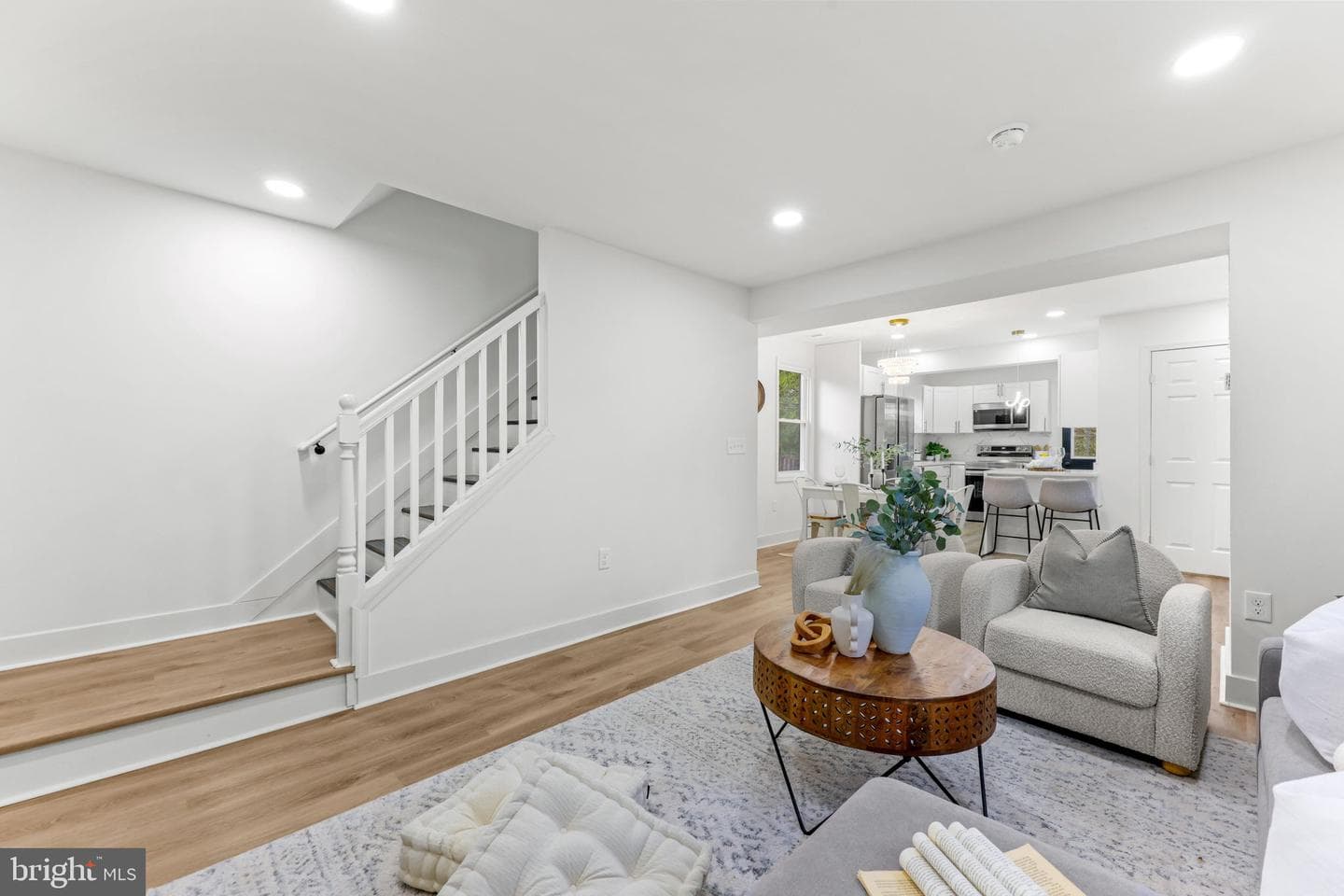 4514 Woodlea Avenue photo 5