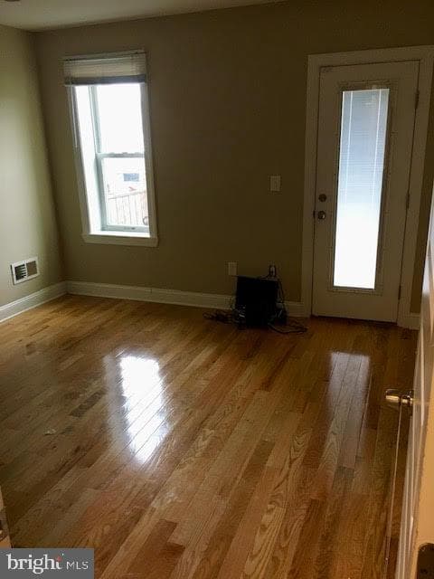 331 S East Avenue photo 13