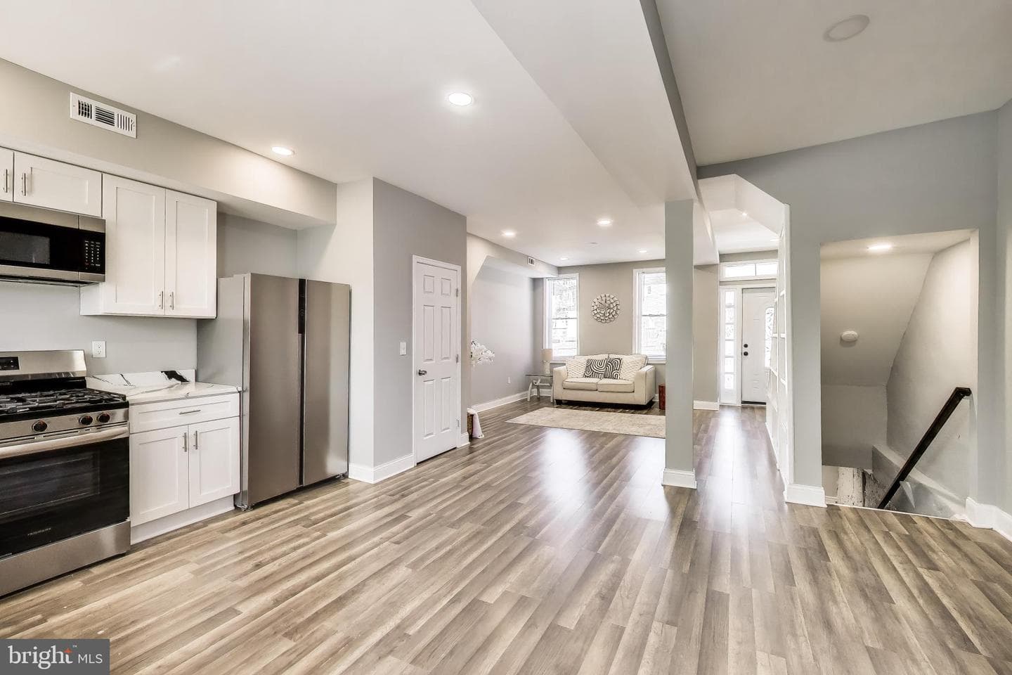 2807 Waldorf Avenue photo 15