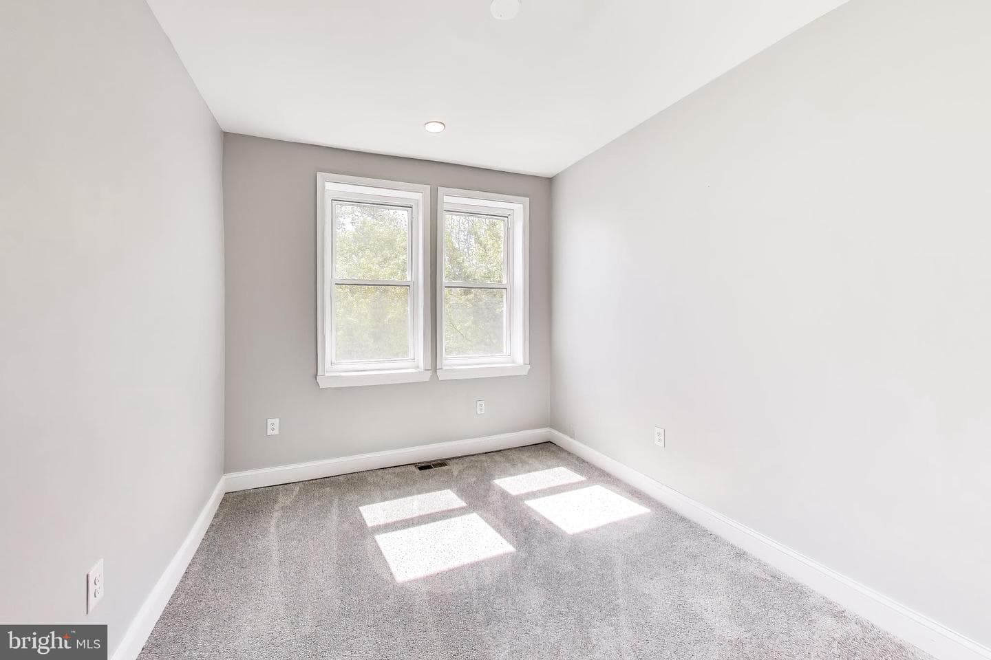 2807 Waldorf Avenue photo 25