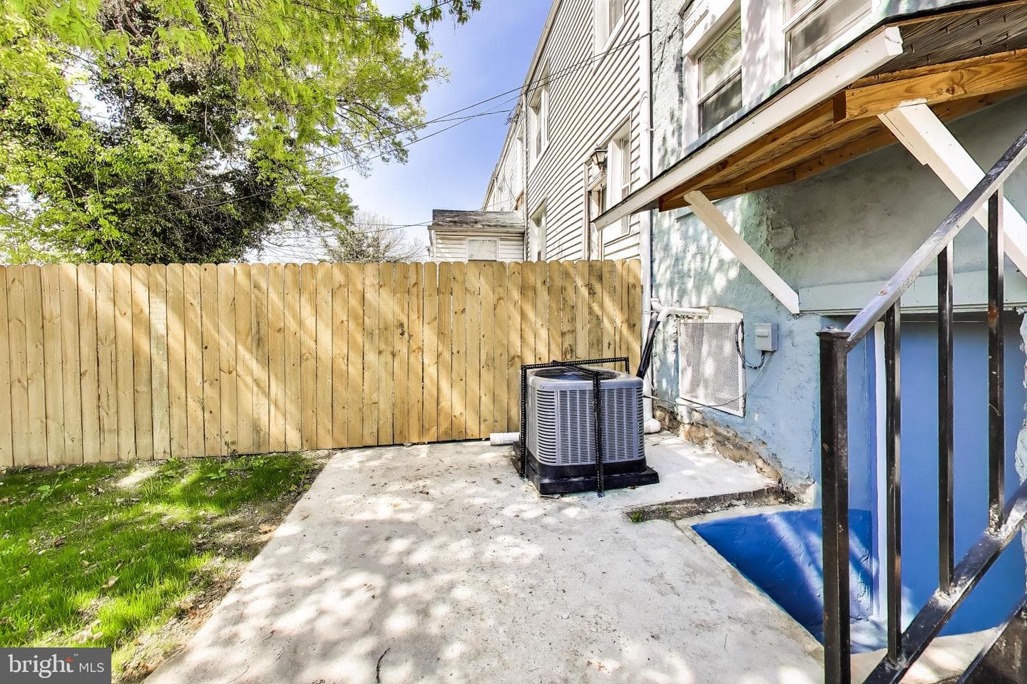 2807 Waldorf Avenue photo 41