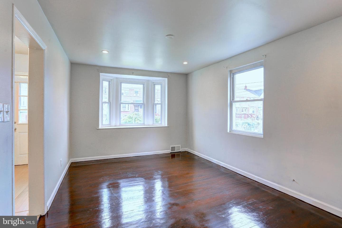 1550 Pentwood Road photo 11