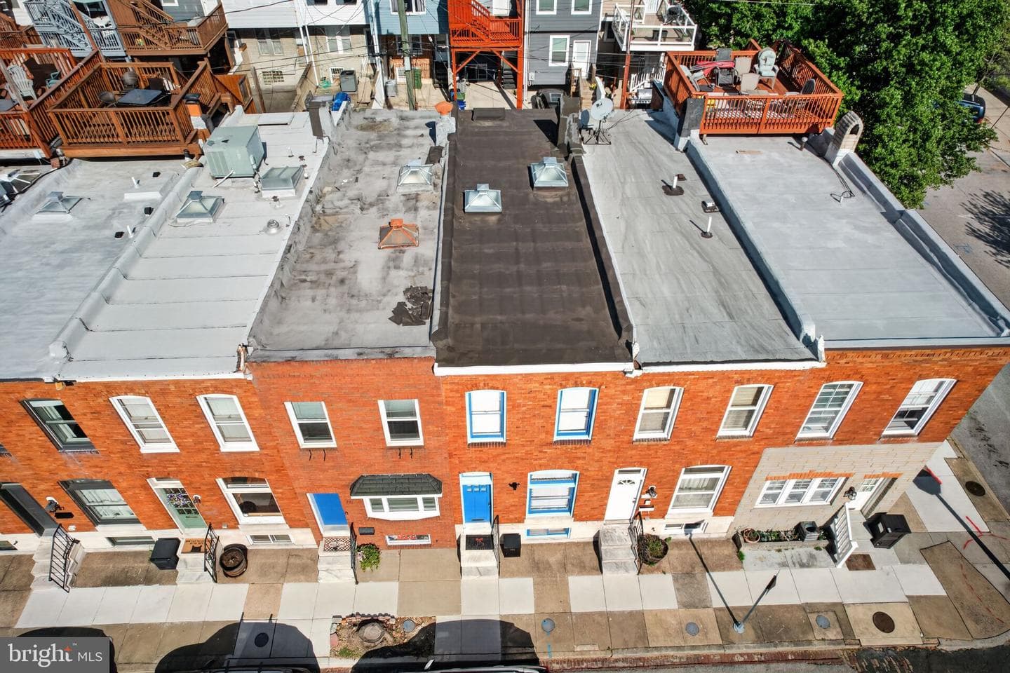 343 S Robinson Street photo 4