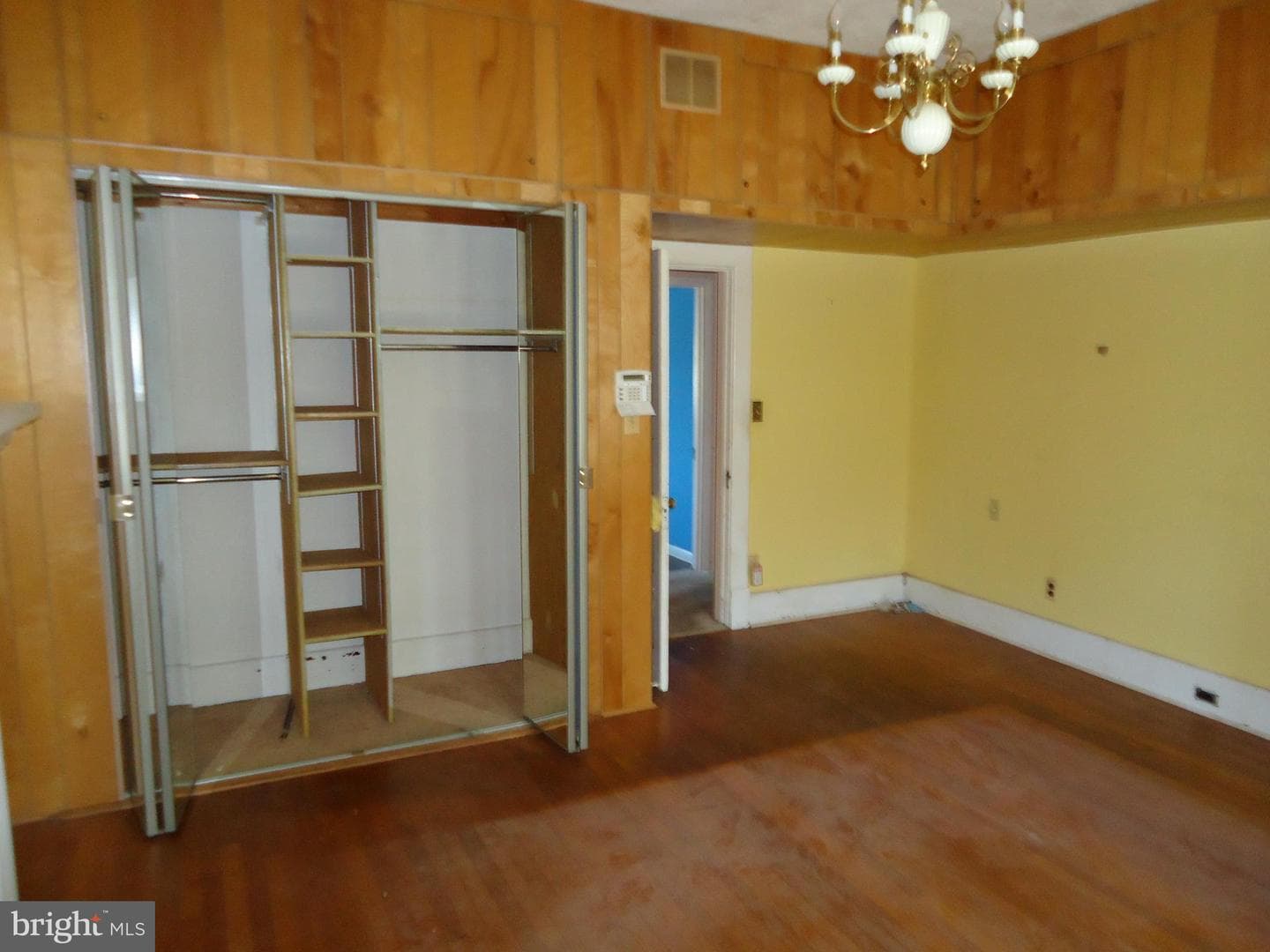 1000 Walnut Ave photo 16