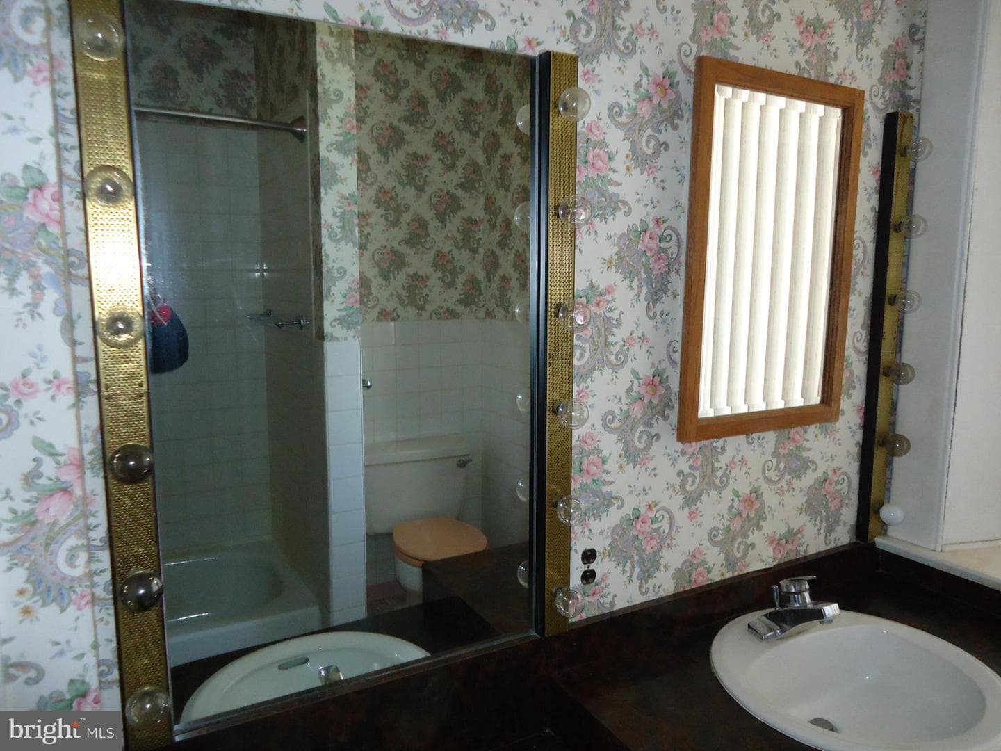 1000 Walnut Ave photo 21