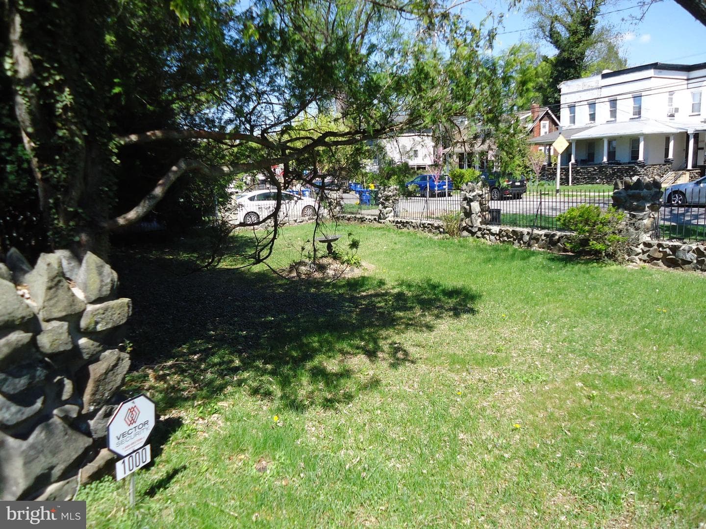1000 Walnut Ave photo 46