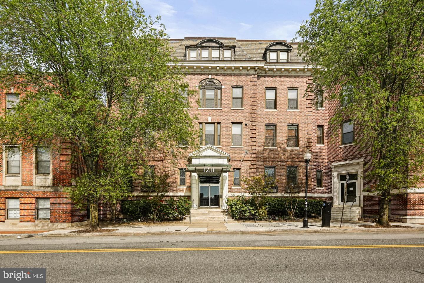 1211 Light Street #308 photo 2
