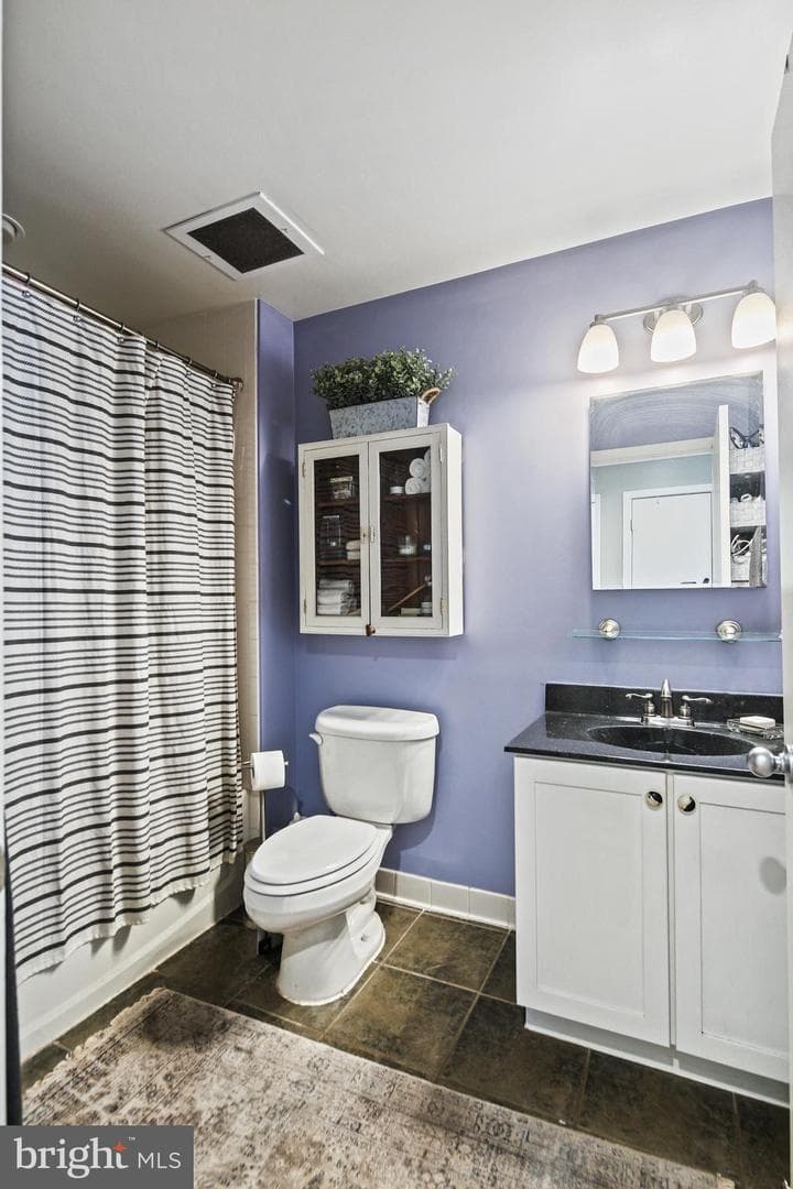 1211 Light Street #308 photo 20