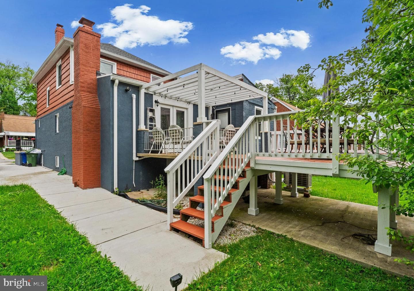 4803 Burland Avenue photo 33