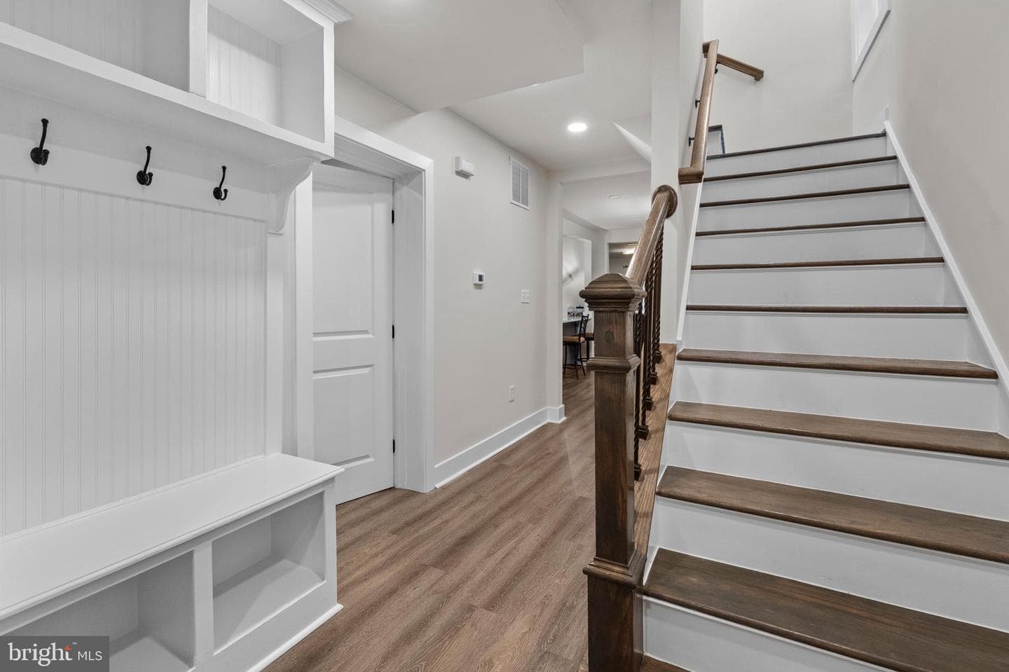 4803 Burland Avenue photo 4