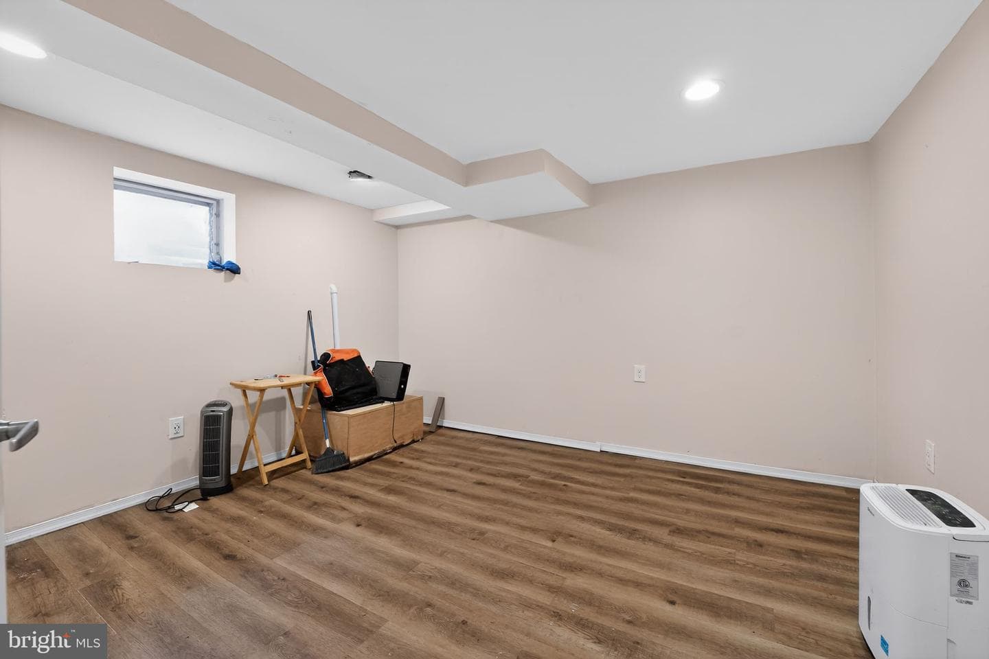 6003 Glenoak Avenue photo 10