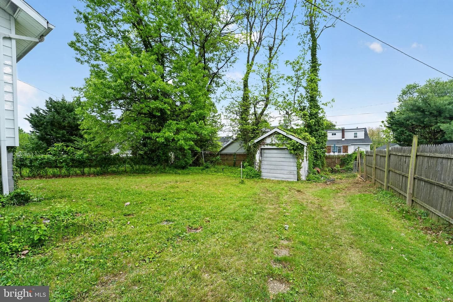 6003 Glenoak Avenue photo 13