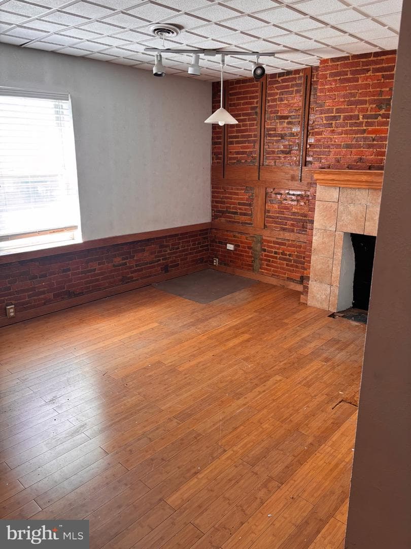 2225 Saint Paul Street photo 11