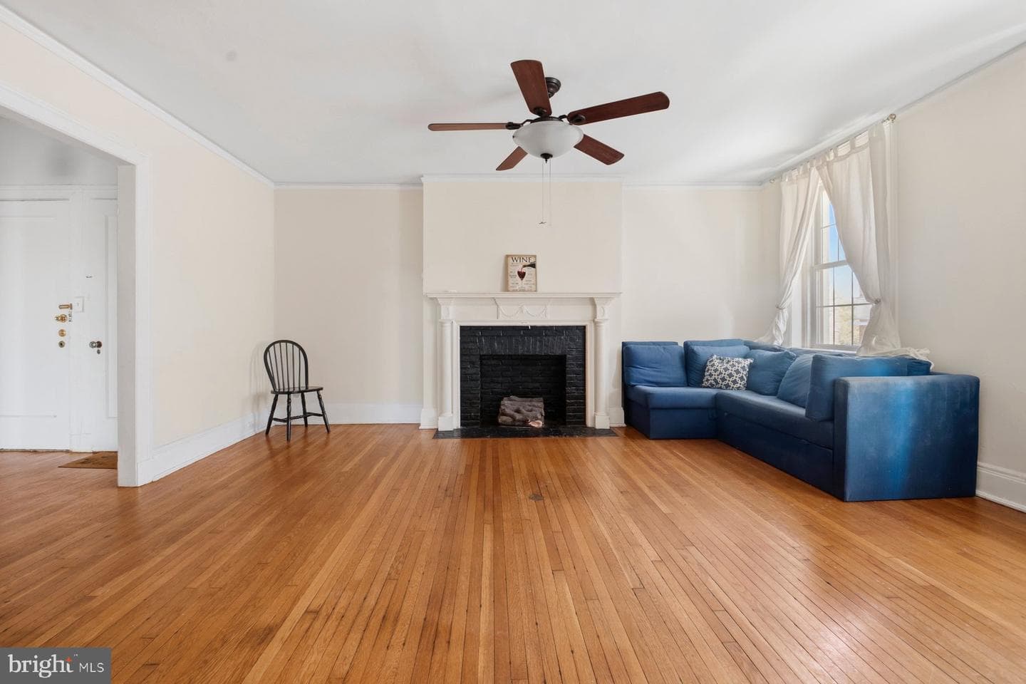 3507 N Charles St # 304 photo 6