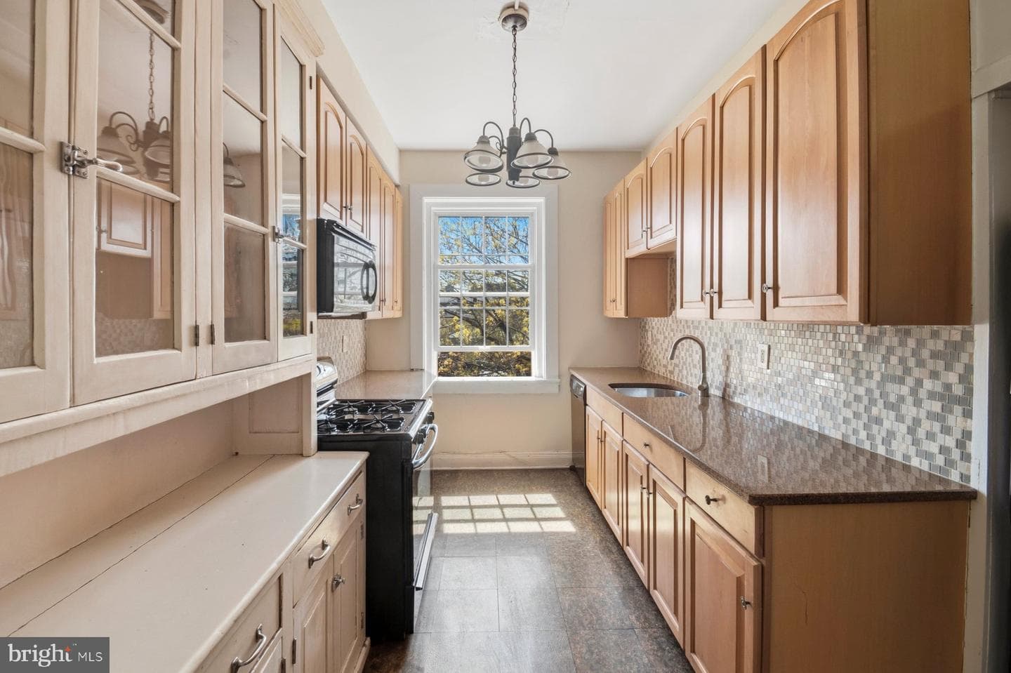 3507 N Charles St # 304 photo 9