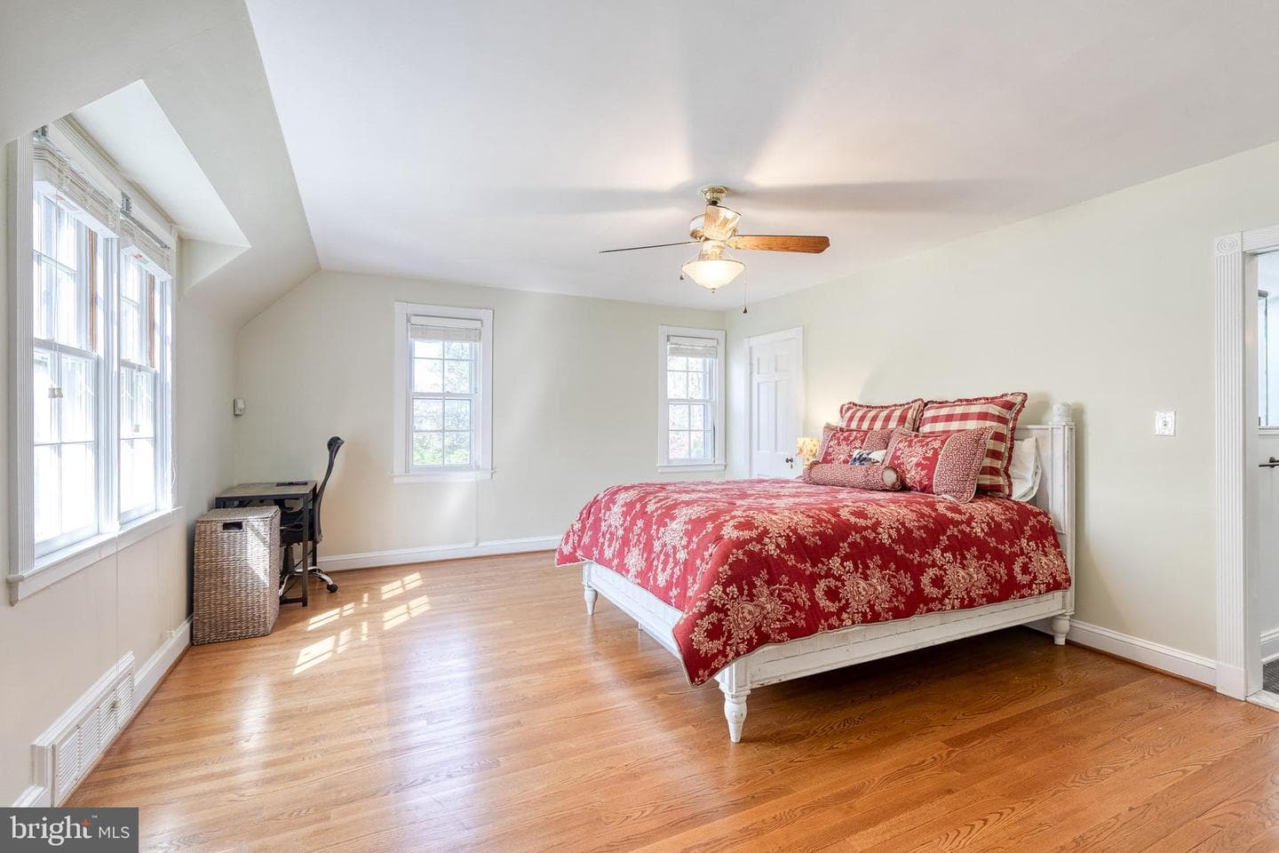 106 Goodale Road photo 28