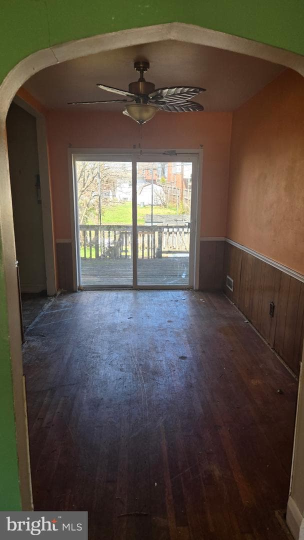 3706 Springwood Avenue photo 4