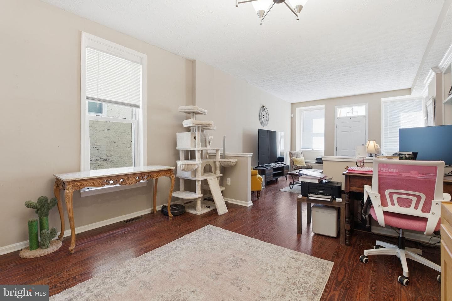 116 W Clement Street photo 9