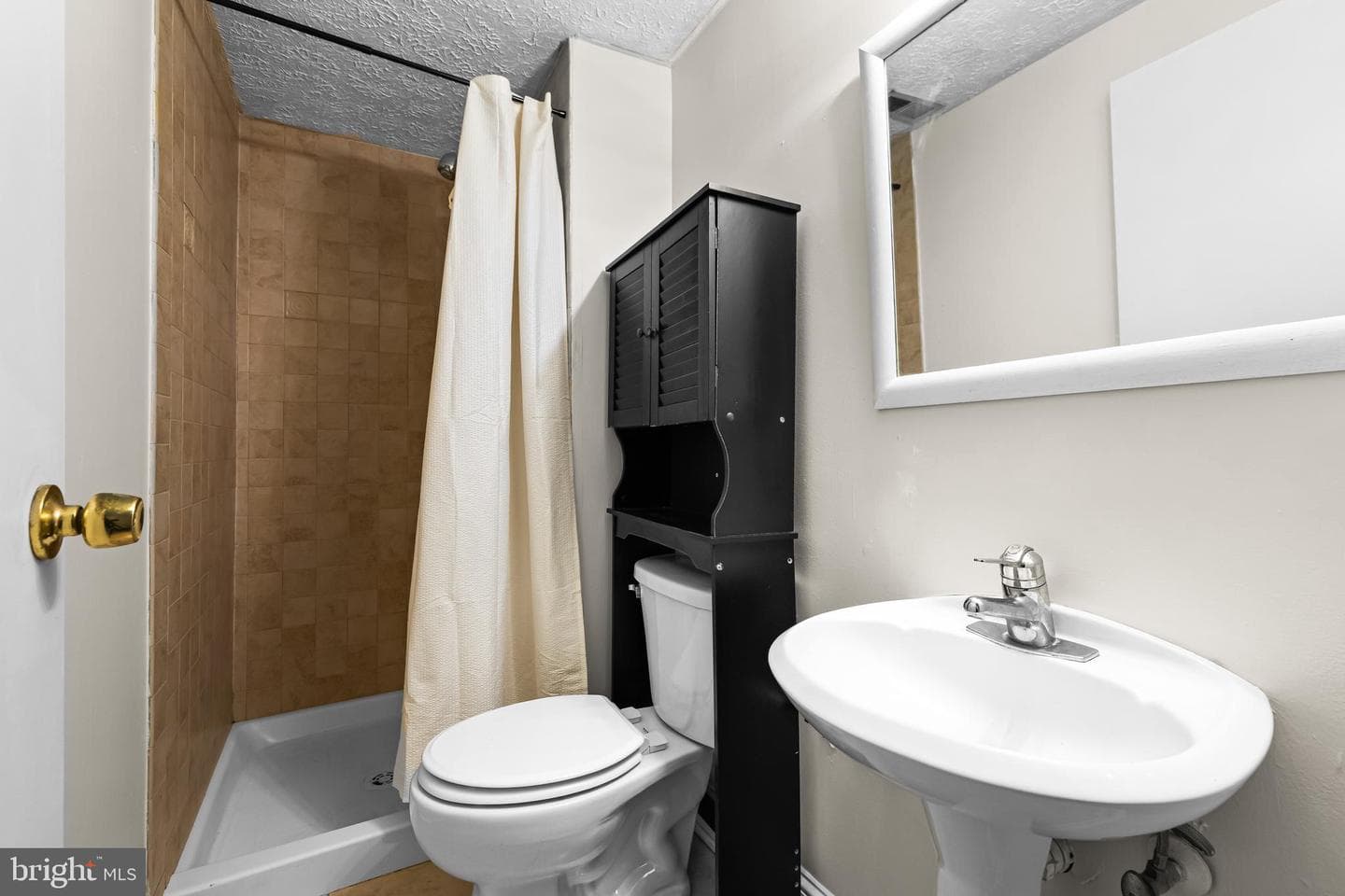 2214 Fleet Street photo 16