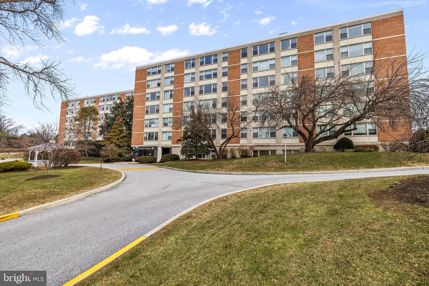 4401 Roland Avenue #307 photo 25