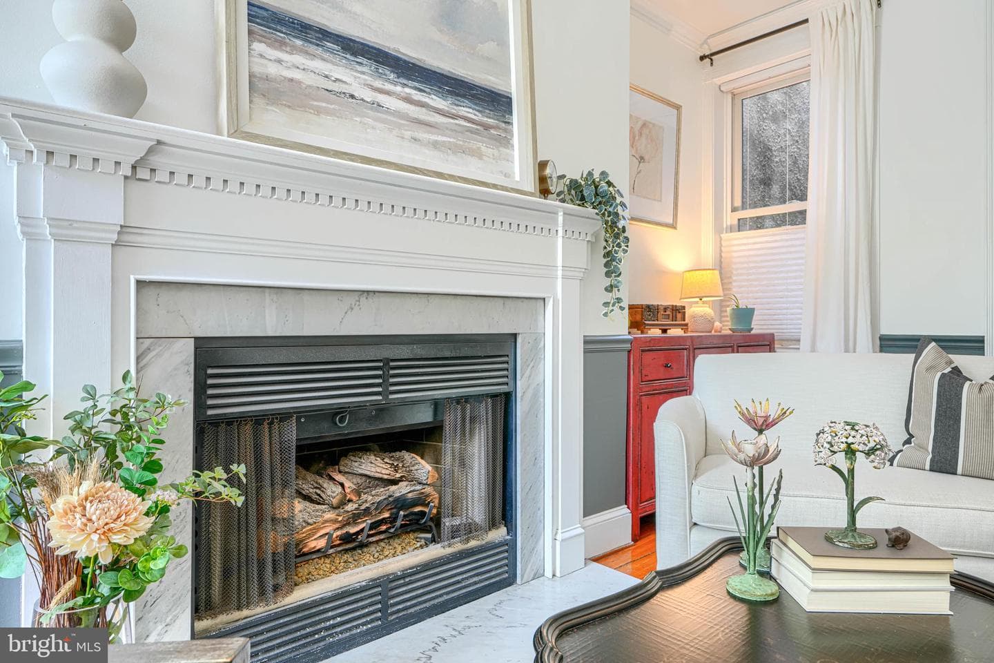811 William Street photo 3