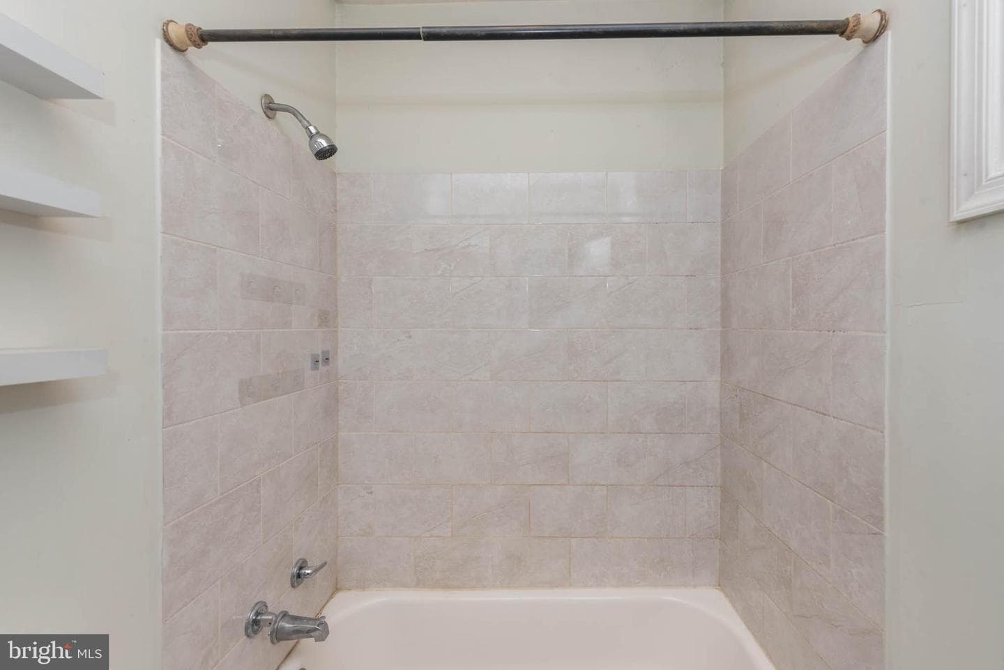 204 N Port Street photo 10