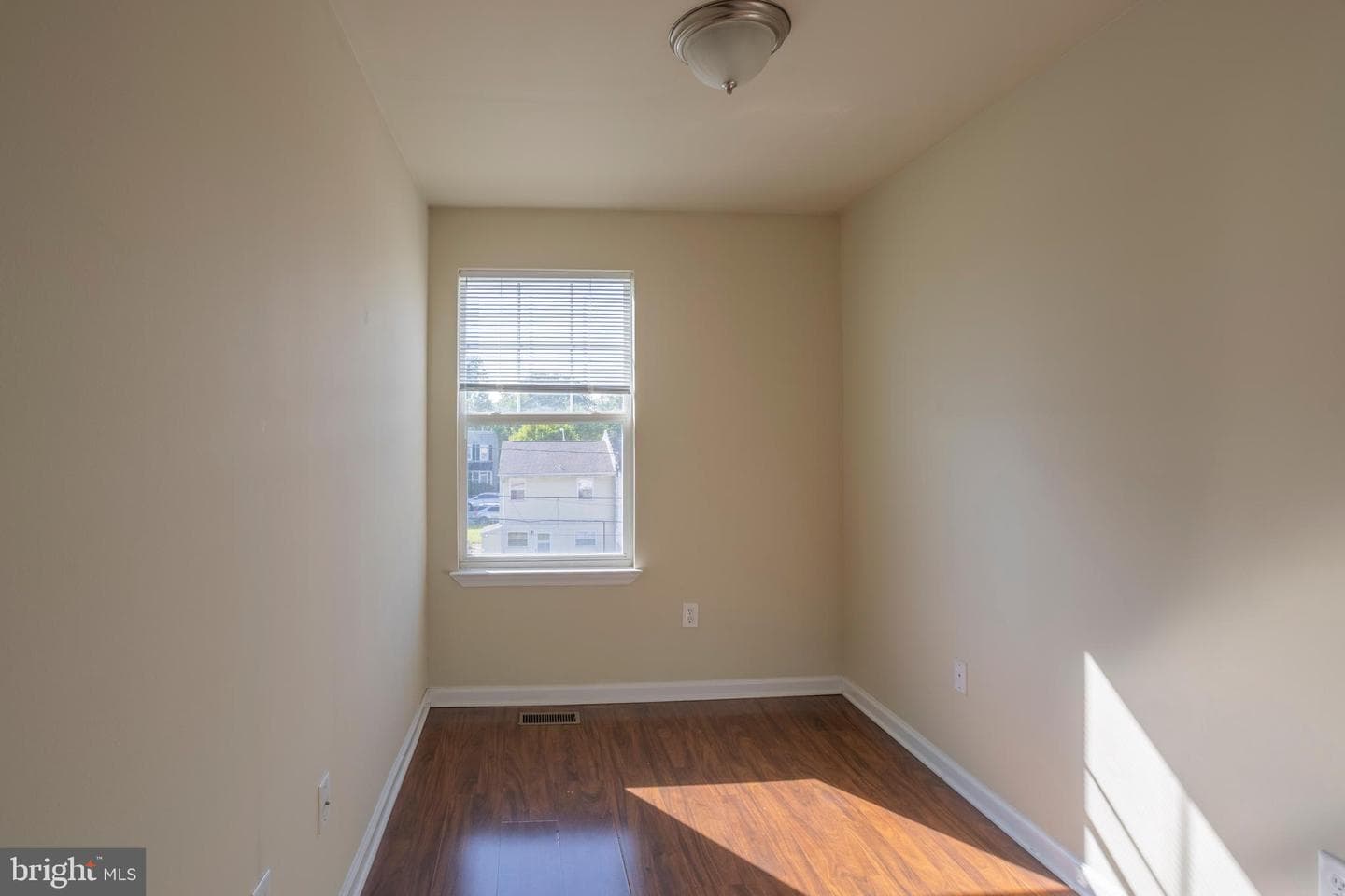 2615 Huron Street photo 25