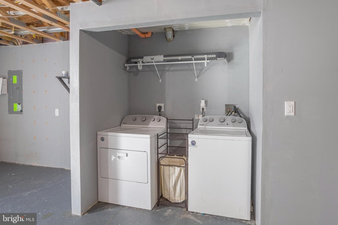 2615 Huron Street photo 32
