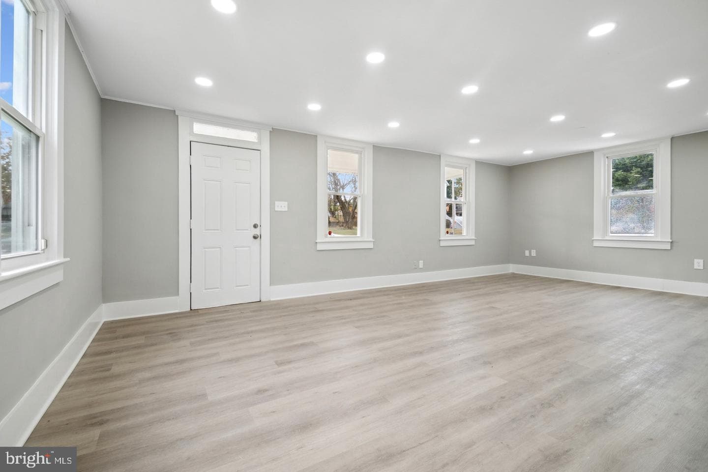 3814 Walnut Avenue photo 14