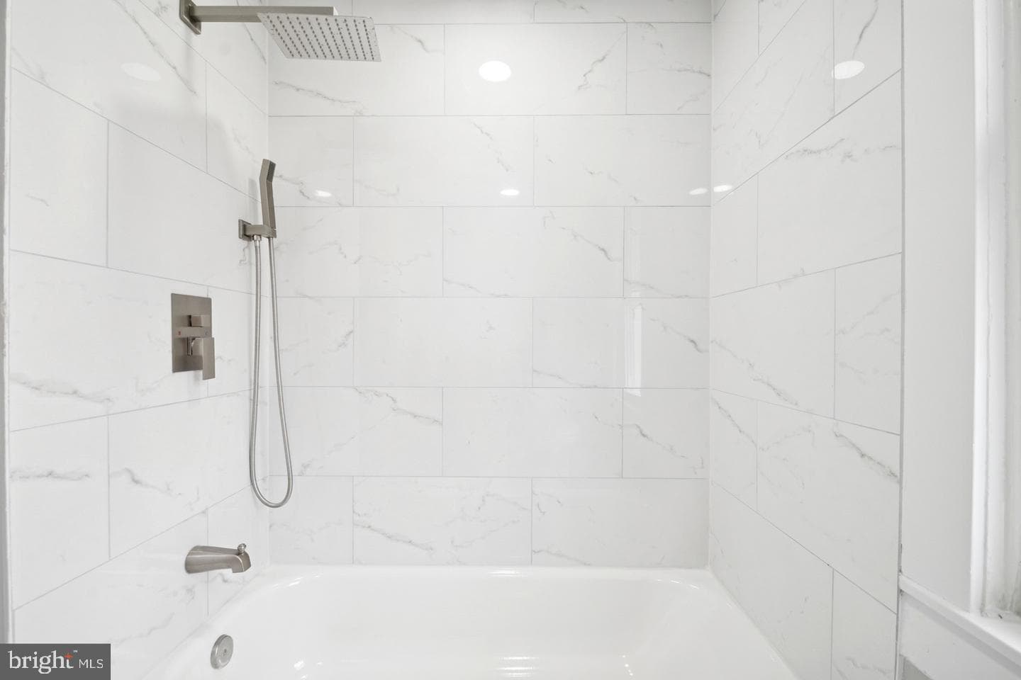 3814 Walnut Avenue photo 17