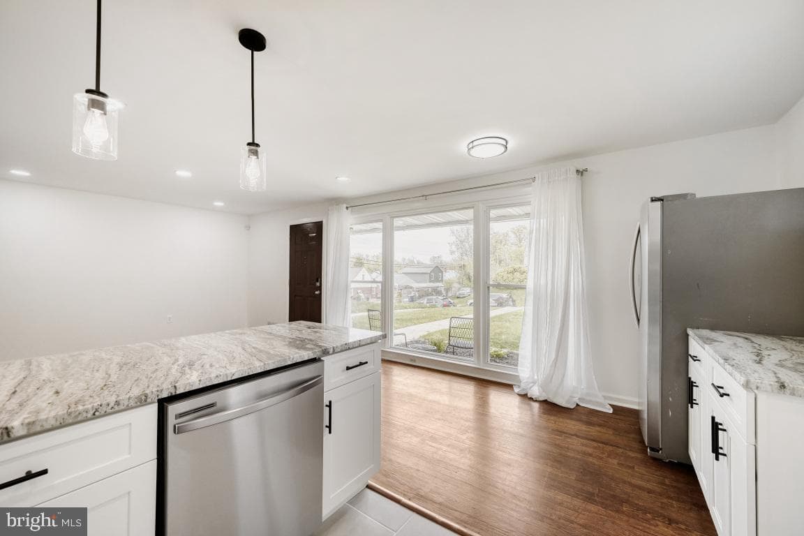 2403 Hermosa Avenue photo 10