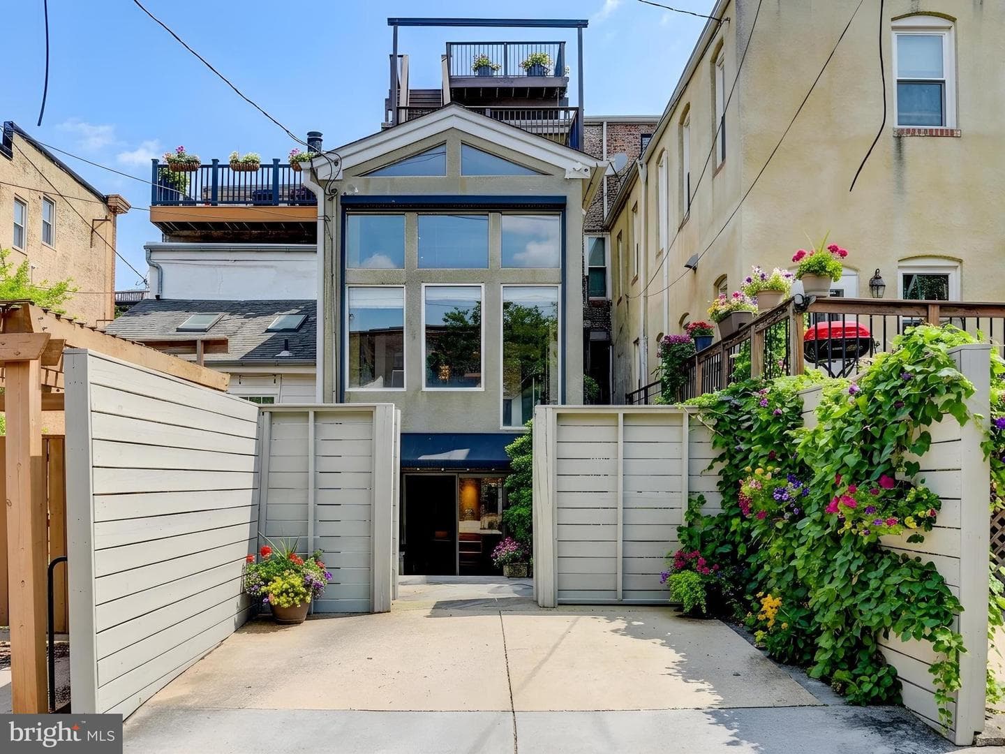 2119 E Lombard Street E photo 41