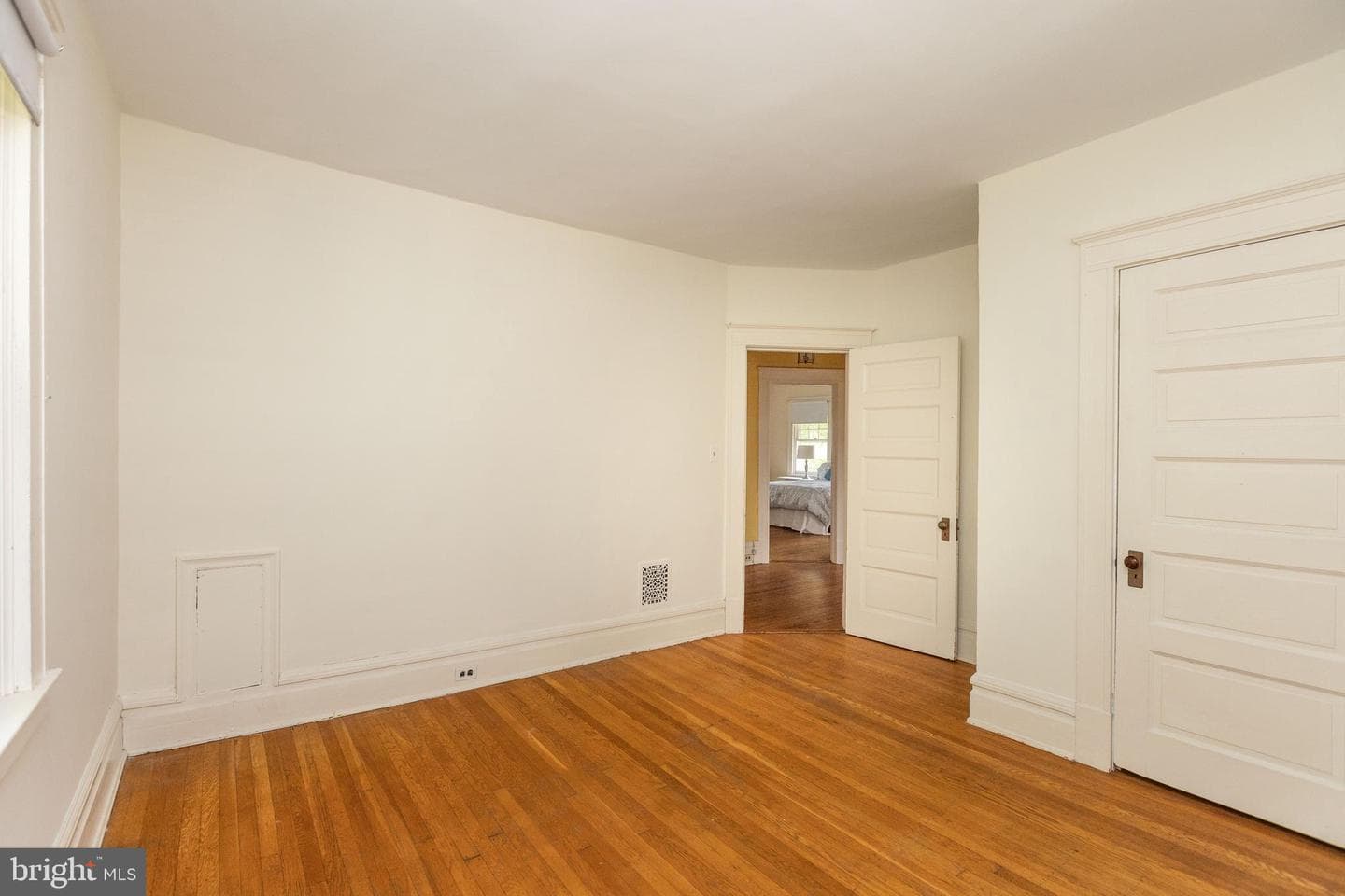 201 Hawthorne Road photo 28