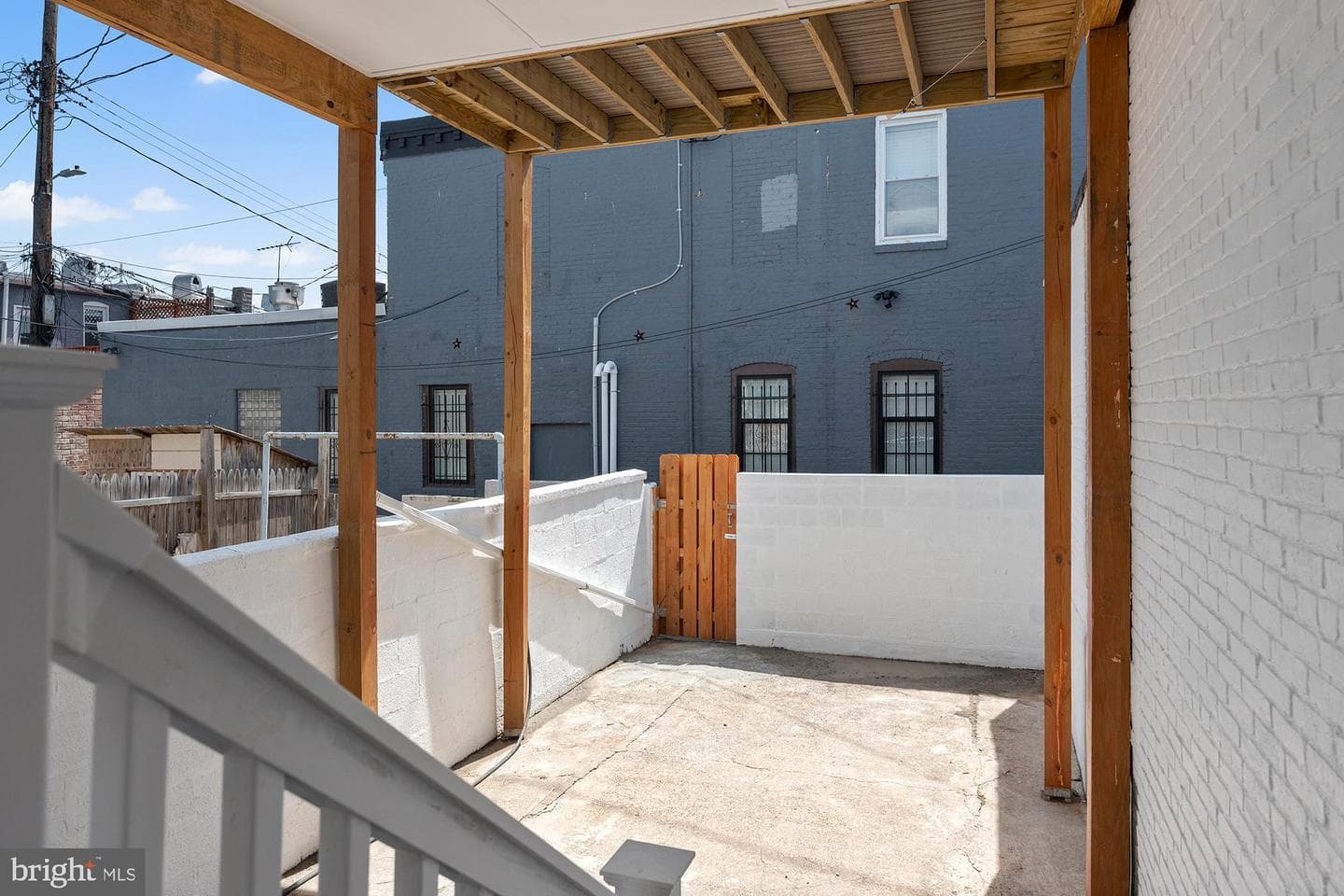 2713 E Fayette Street photo 37